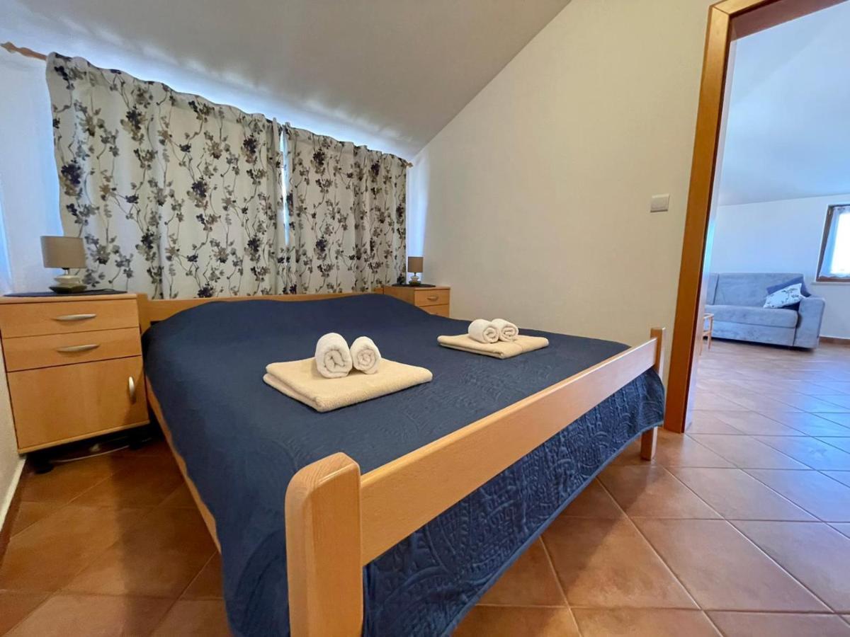 Apartments Ladonja Medulin Extérieur photo