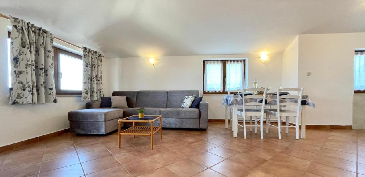 Apartments Ladonja Medulin Extérieur photo